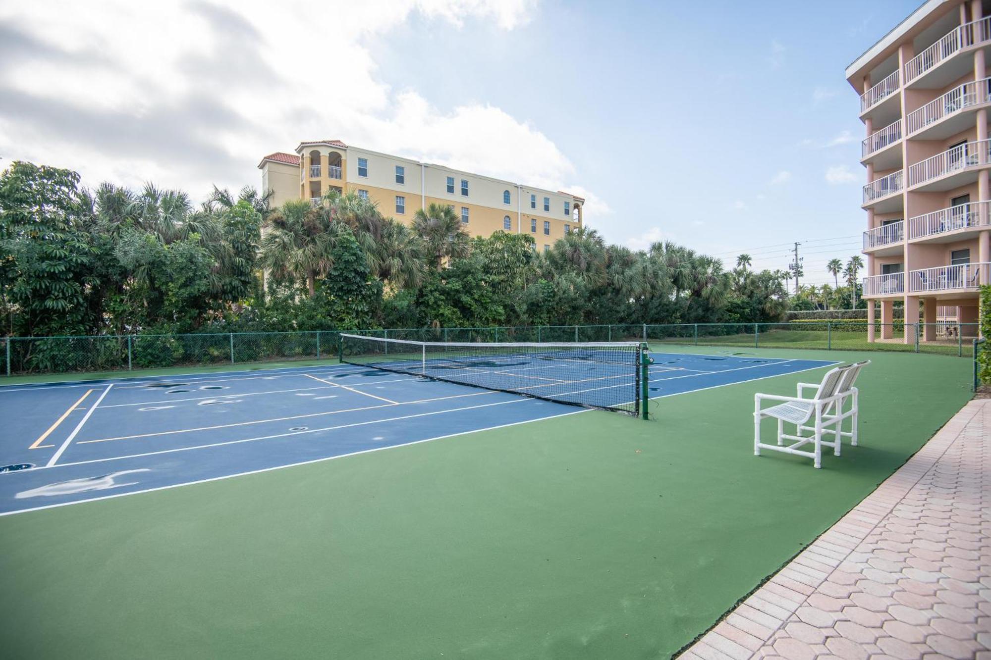 Open - Beach, Free Parking, Amenities, Family Friendly Villa St. Pete Beach Exterior photo